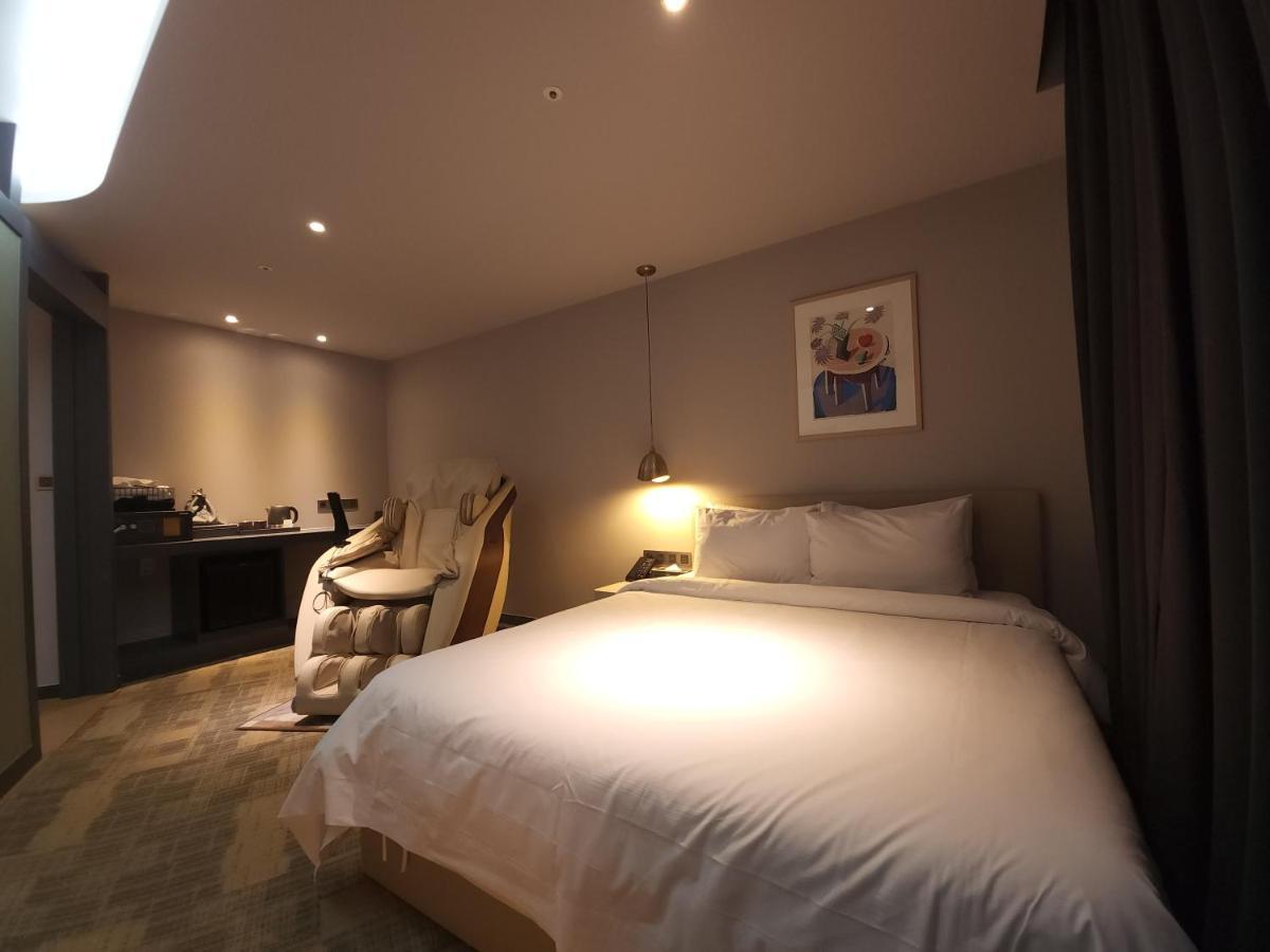 Brown Dot Hotel Jinju Exterior photo